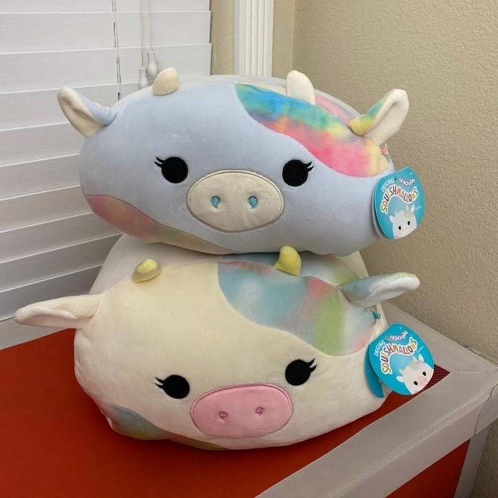 Caedia and Candess stackable squishmallow